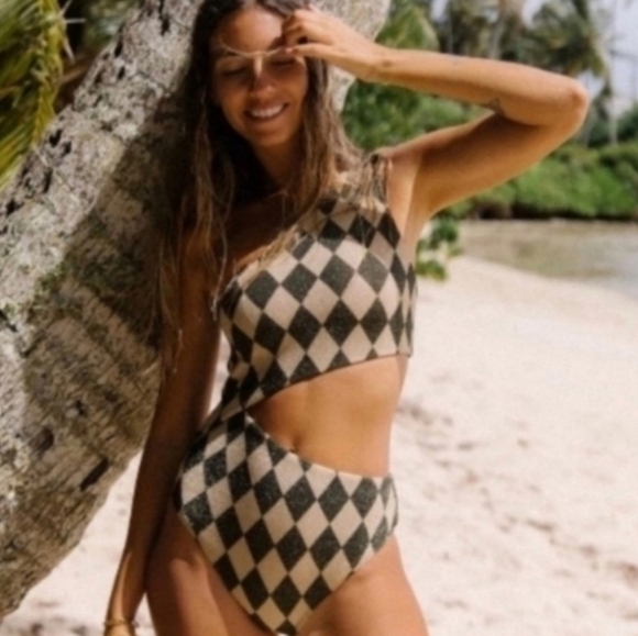 New!Beach Riot Celine One Piece Harlequin Diamond Pattern - Picture 1 of 13